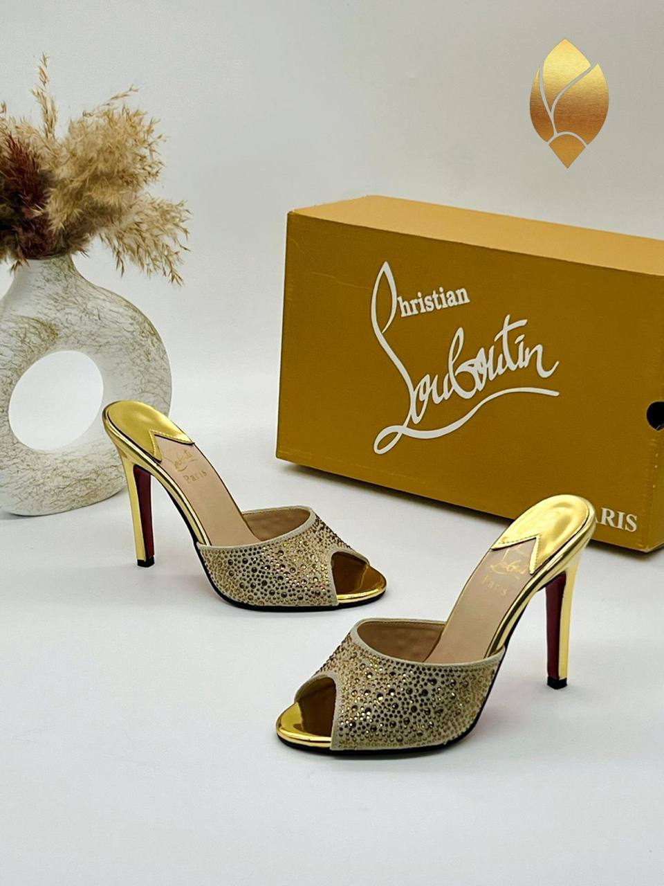 Γυναικεία παπούτσια Christian Louboutin