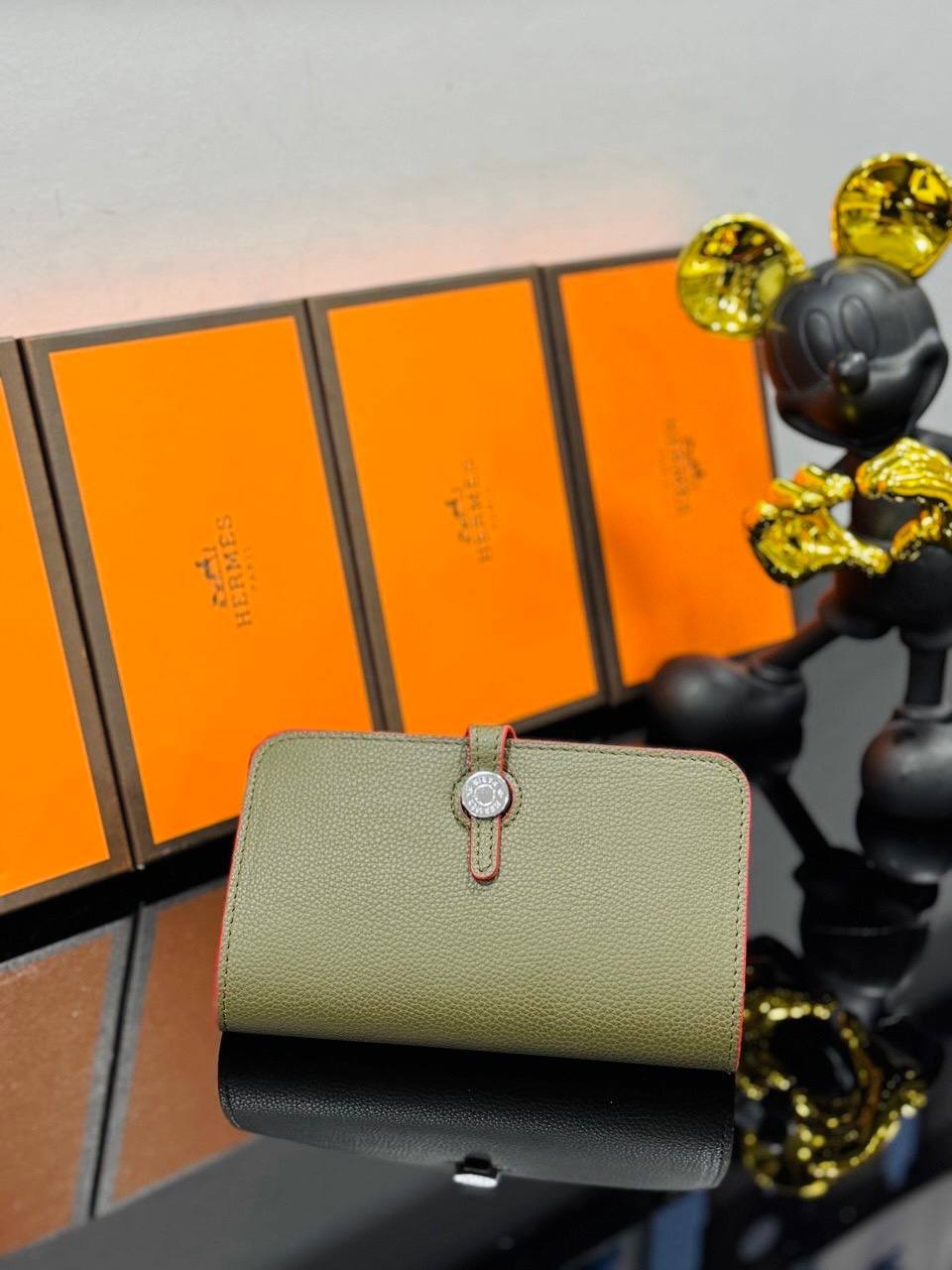 Hermes πορτοφόλια