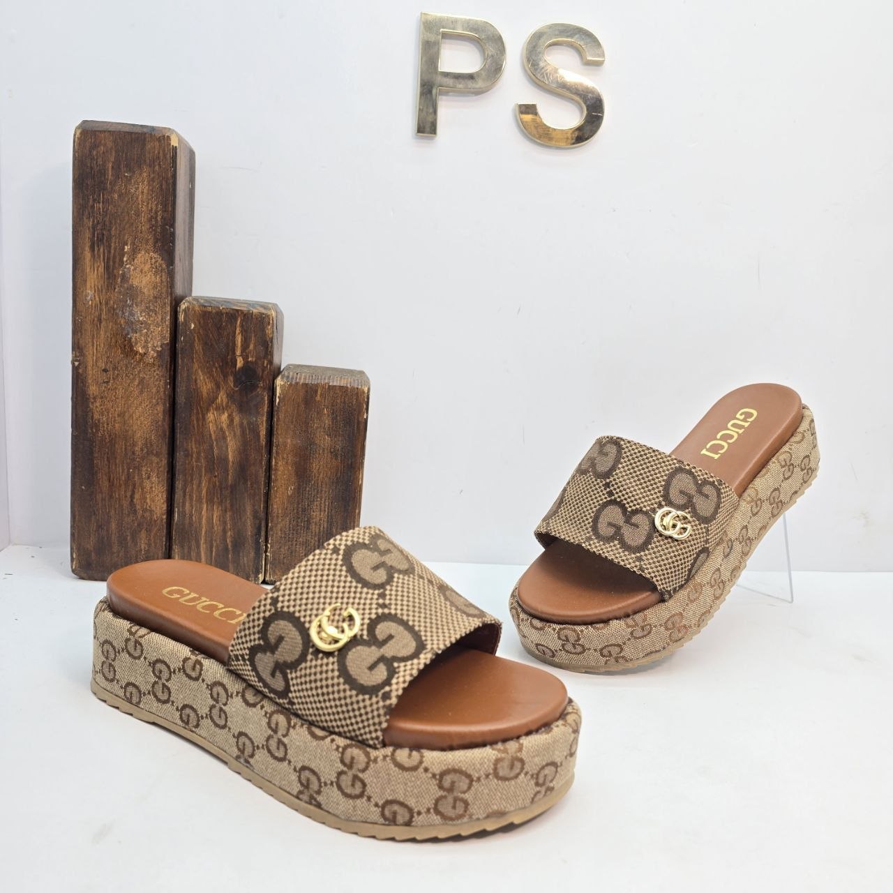 Γυναικεία παπούτσια Gucci