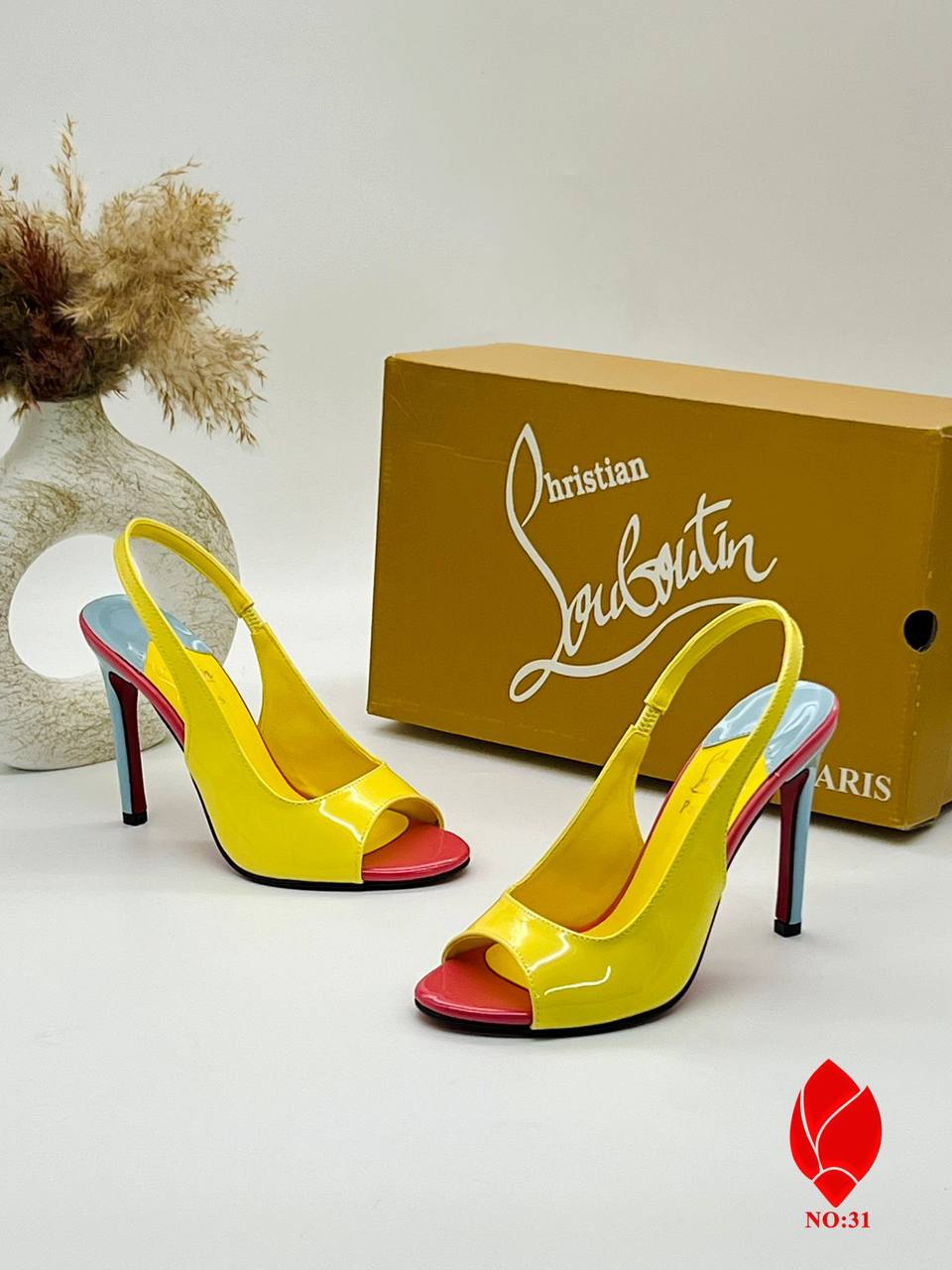 Γυναικεία παπούτσια Christian LOUBOUTIN