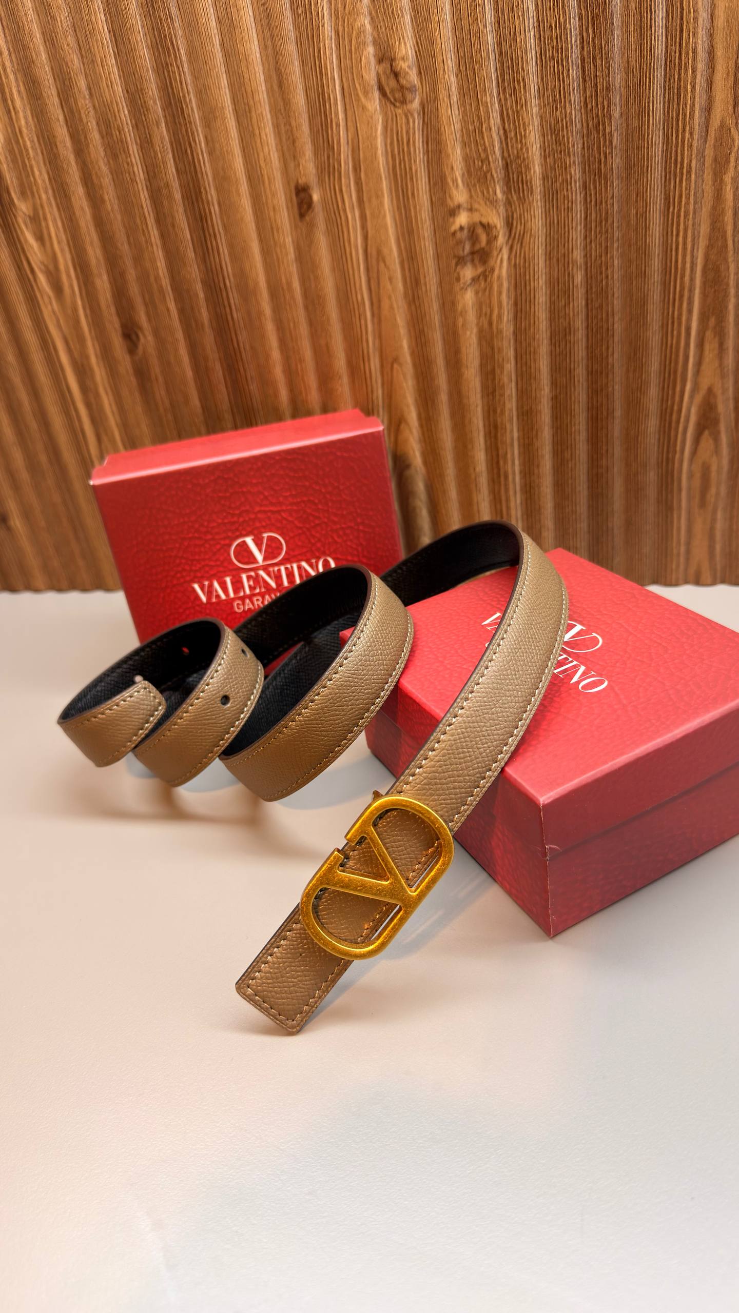 Γυναικεία ζώνη Valentino