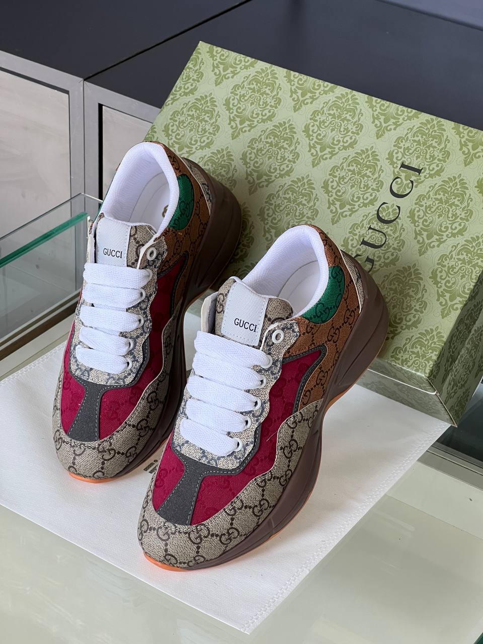 Ανδρικά παπούτσια Gucci