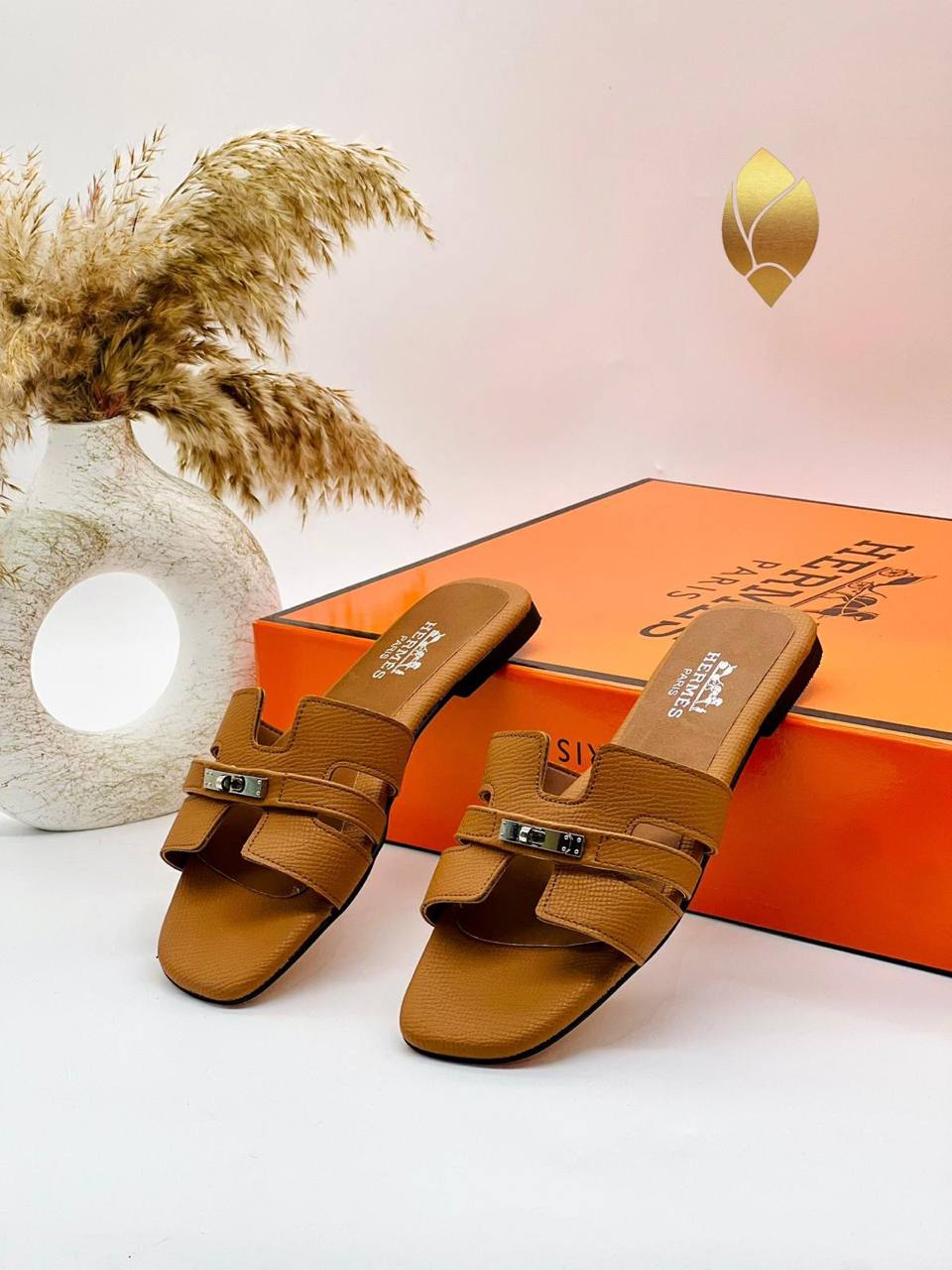 Γυναικείες παντόφλες Hermes