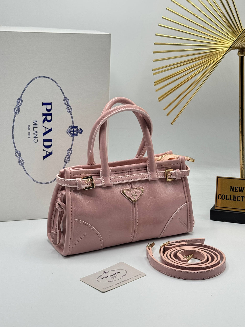 Γυναικεία τσάντα Prada