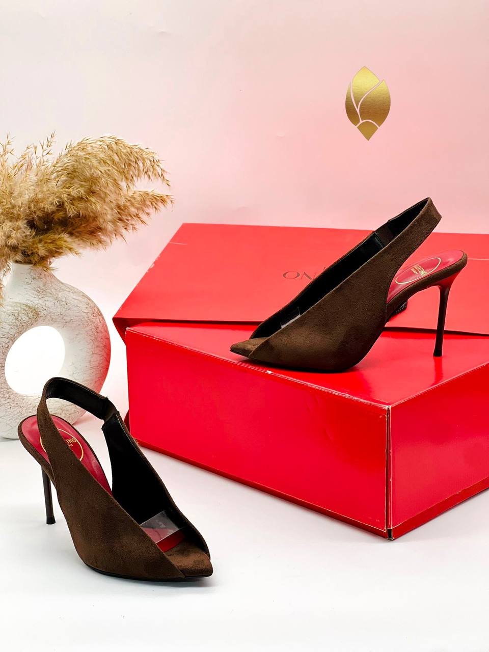 Γυναικεία παπούτσια Valentino