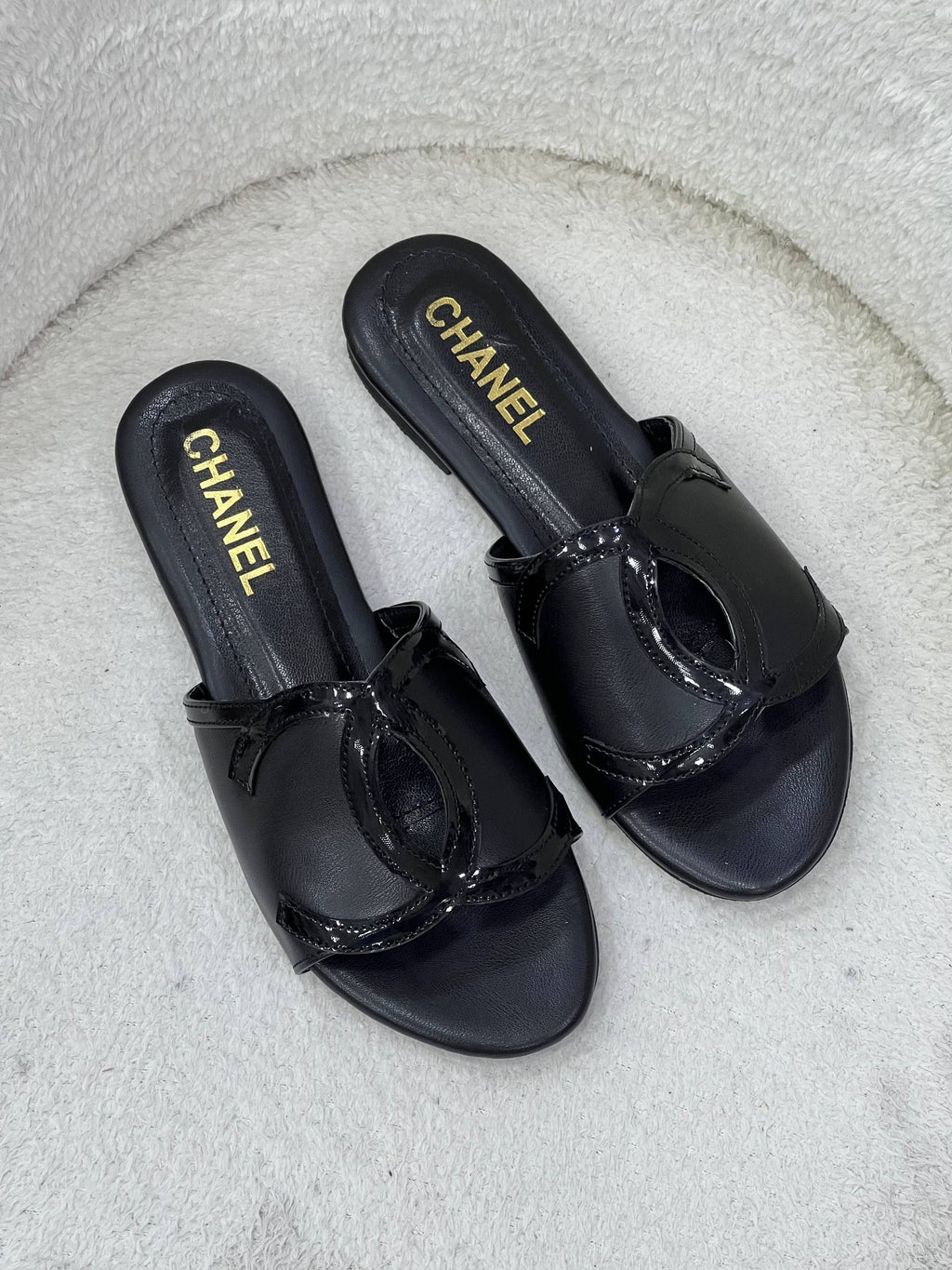 Γυναικείες παντόφλες Chanel