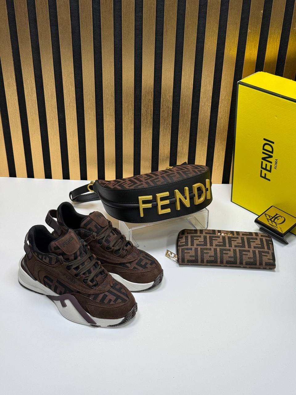 Γυναικείο σετ παπούτσια&Τσαντα Fendi
