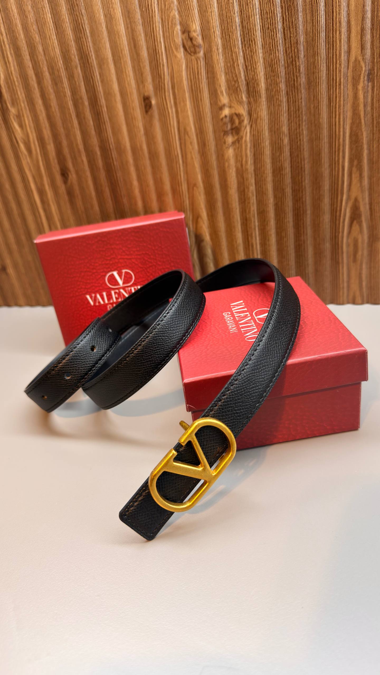 Γυναικεία ζώνη Valentino