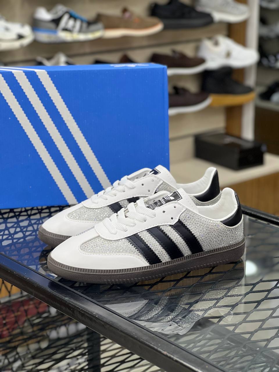 Γυναικεία αθλητικά παπούτσια adidas