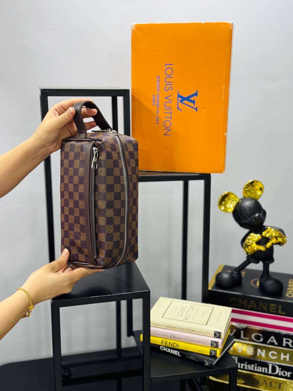 Νεσεσέρ Louis Vuitton