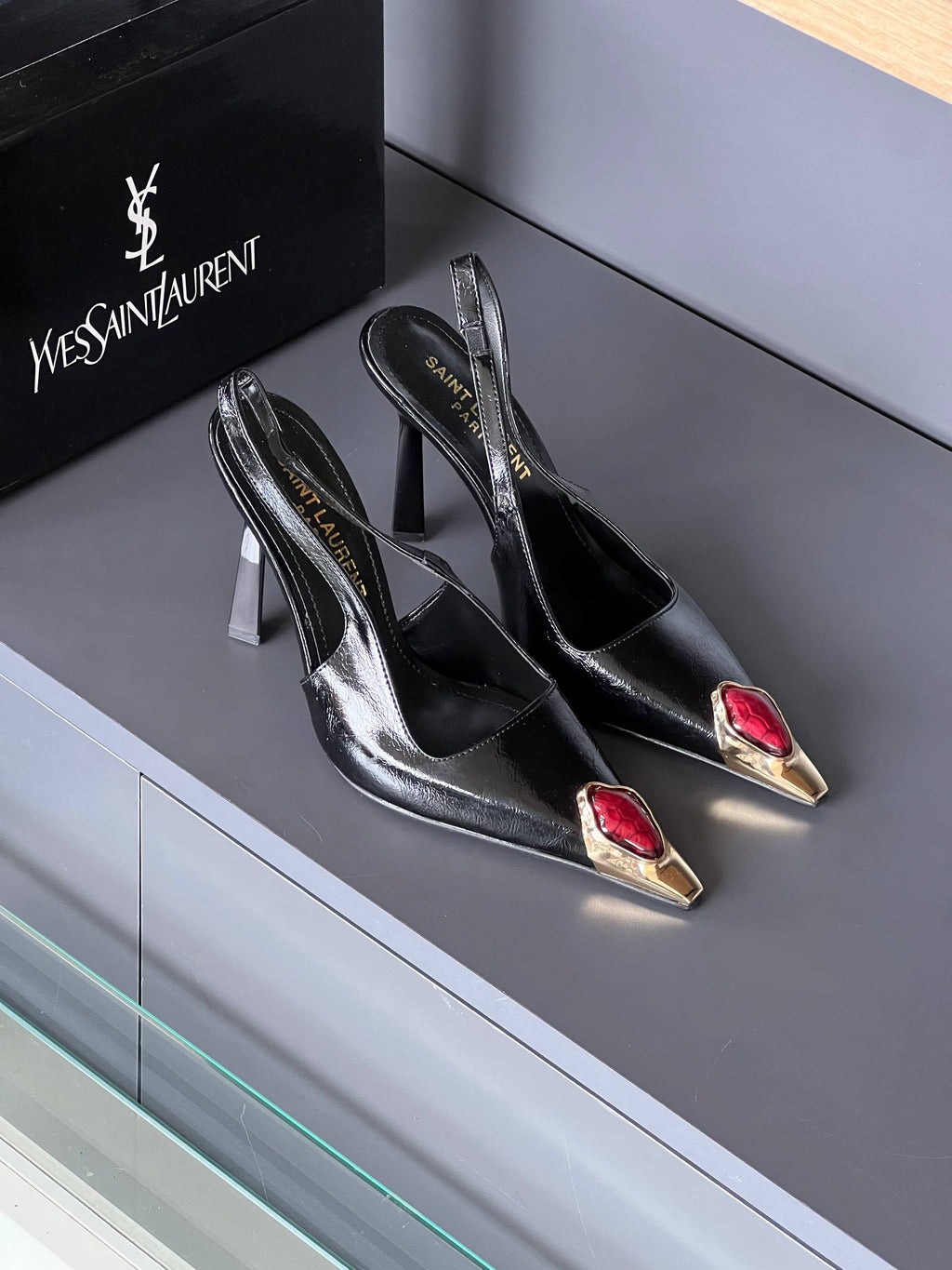 Παπούτσια Ysl