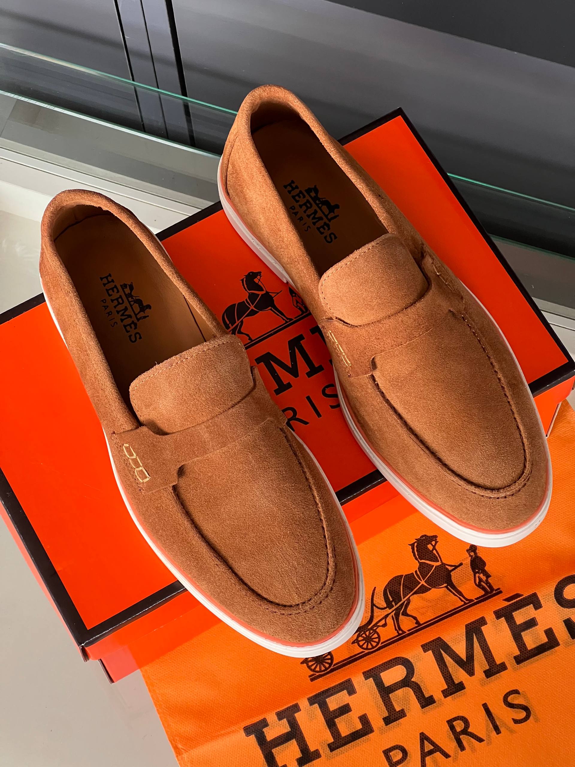 Ανδρικά παπούτσια Hermes