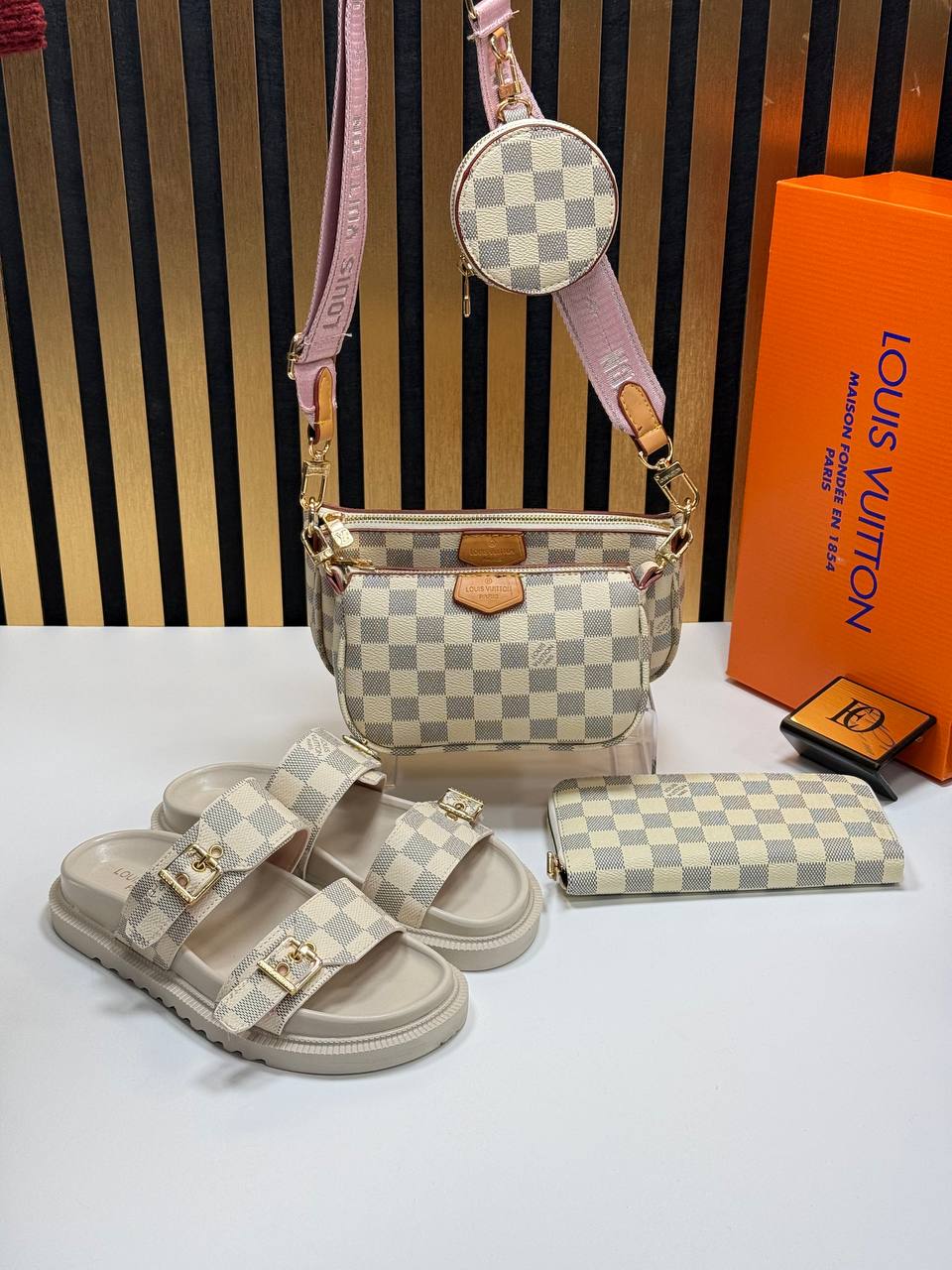 Γυναικεία σετ Louis Vuitton