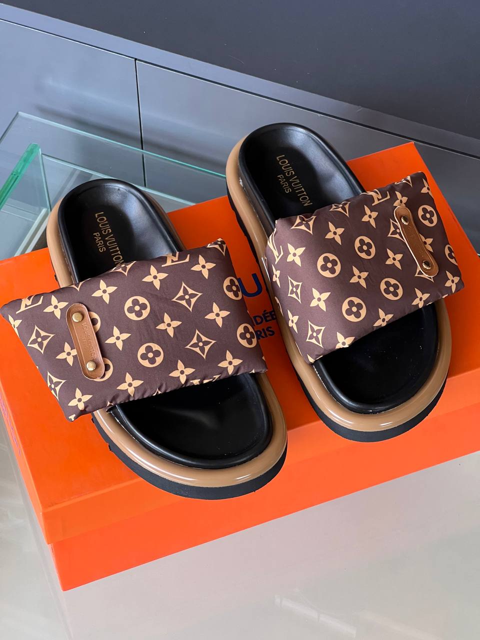 Γυναικεία παπούτσια Louis Vuitton